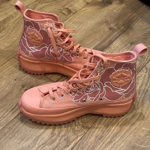 Converse x Natasha cloud run star hike floral pink women’s size 8